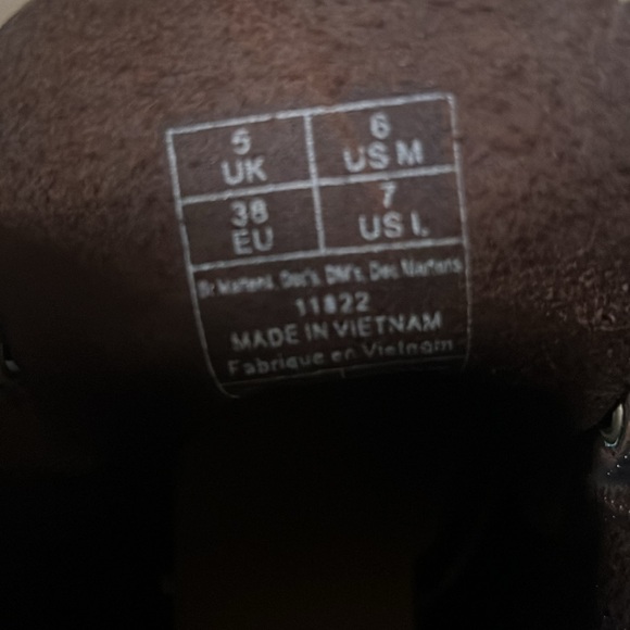 Dr.  Marten’s 1460 Crazy Horse 8 Eye Boot. Size US7 - Picture 7 of 7